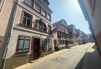 Straßenansicht Front