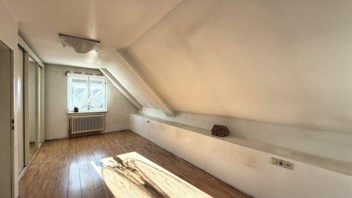 Schlafzimmer Ansicht 2