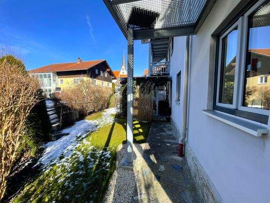 Ansicht Ost - Garten + Terrasse