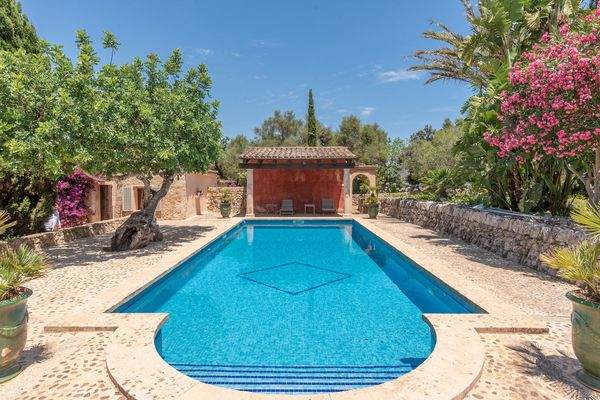 Wunderschöner Poolbereich