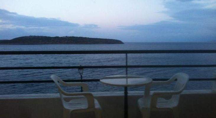 Touristische Apartments direkt am Meer und an der Strandpromenade von Agios Nikolaos