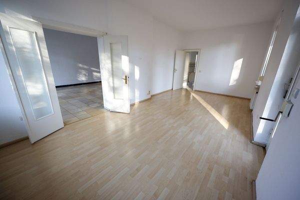 5e13beea-375c-41e0-8146-566204b3b4be