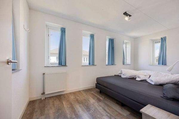 Hauptschlafzimmer Villa Cape Helius Großer Kleider