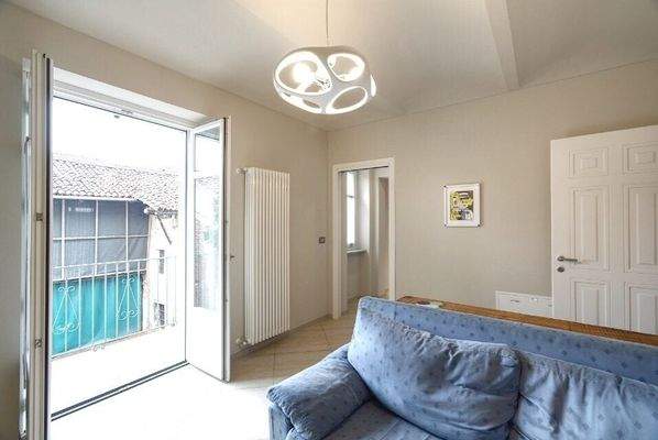 elegantes Haus im Zentrum von Canale –  Piemont