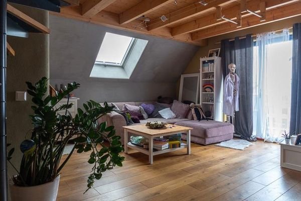 Wohnzimmer DG