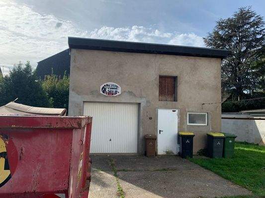 Ansicht große Garage