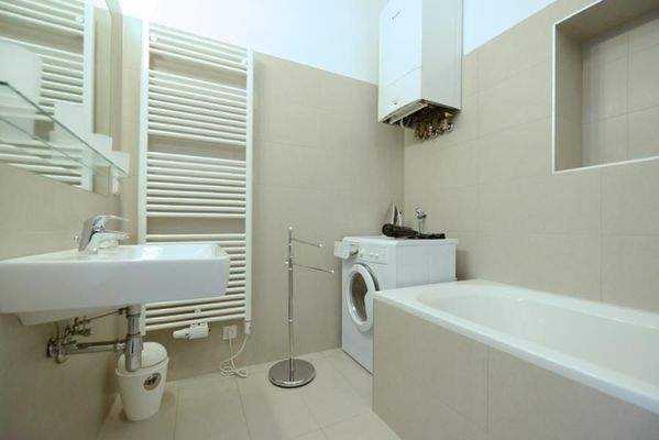 Badezimmer / bathroom