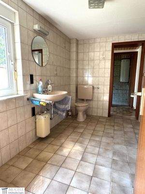 Badezimmer/ z.B. zukünftiges Homeoffice