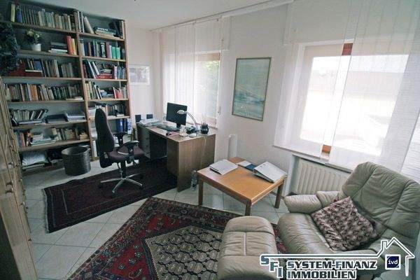 Arbeitszimmer OG