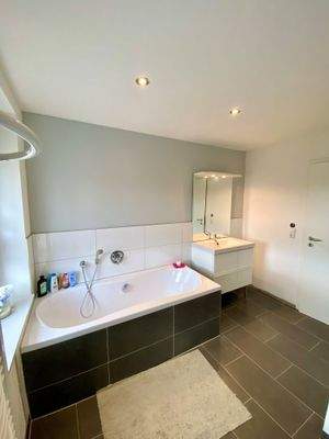 Badezimmer Wohnung OG