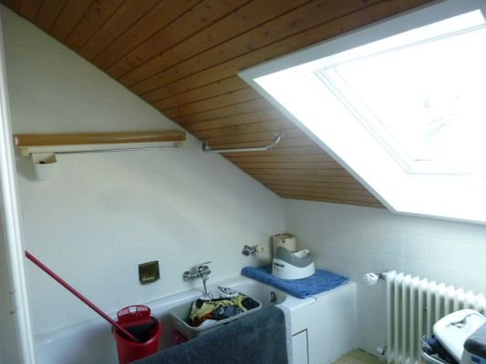 Badezimmer DG-Wohnung