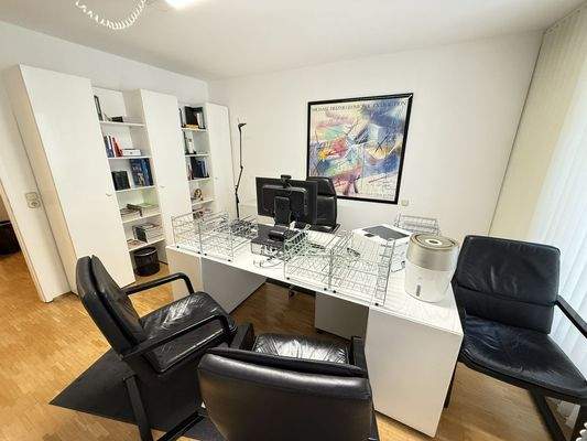 Büro (Schlafzimmer)