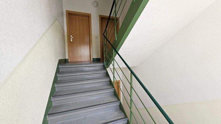 Treppenhaus Bild 1.jpg