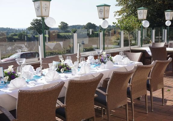 Hochzeit auf der Terrasse