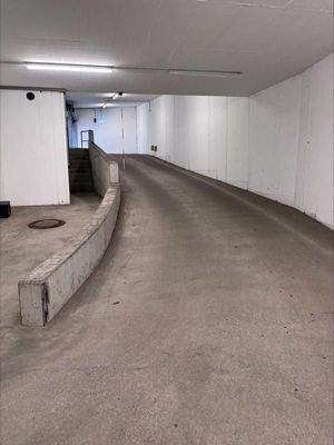 Tiefgaragenausfahrt