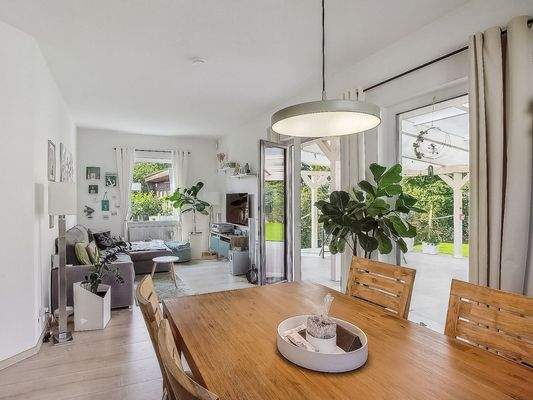 Wohn- und Esszimmer