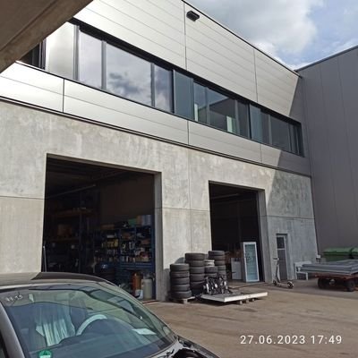 Tore Werkstatthallen