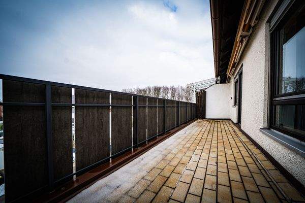 Balkon Wohnzimmer & Büro