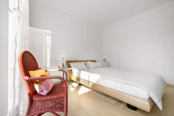 Hauptschlafzimmer mit Terrassenzugang