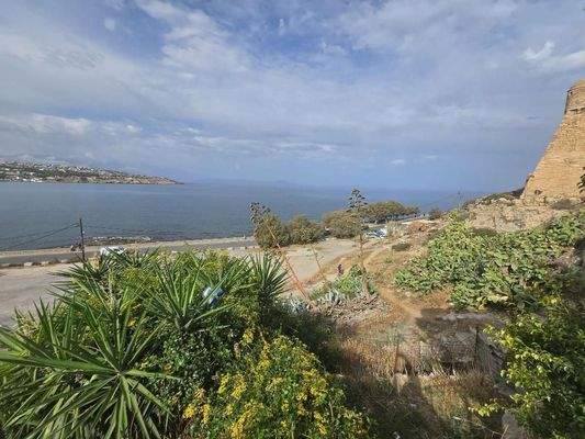 Kreta, Rethymno: Einfamilienhaus zum Verkauf unter dem Schloss von Fortezza