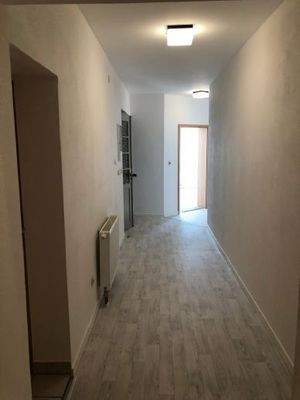 Schillerstraße 22 Gewerbe (22)