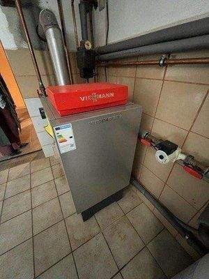 Heizungsraum mit Viessmann - Heizung (2008 )