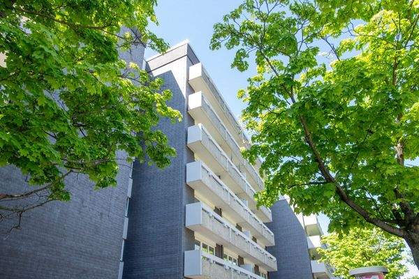 Best_Place_Eisenzahn_Fassade_1-3