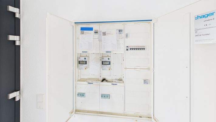 CAM01984G0-PR0499-STILL025