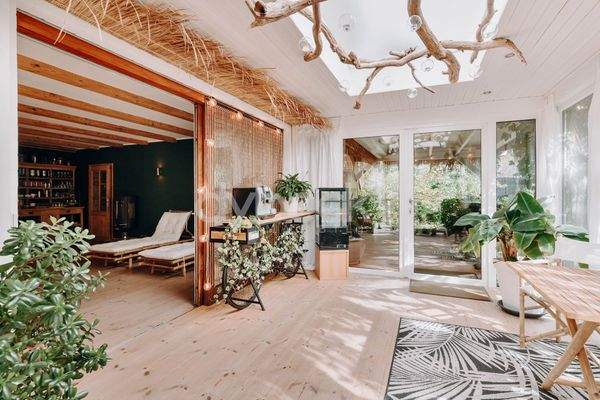 Wohnbereich mit Wintergarten