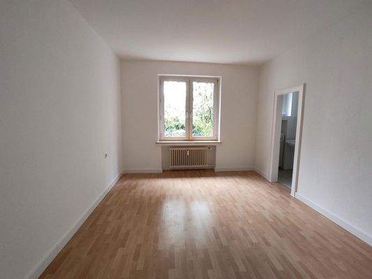 Gartenseitiges Schlafzimmer