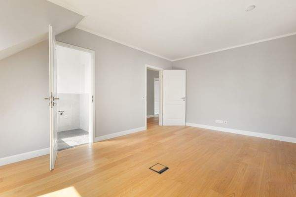 Schlaf-/Arbeitszimmer 1.OG