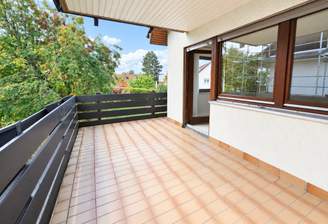 Überdachter Balkon