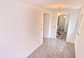 Zugang vom Flur in die Wohnküche