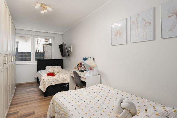 Erdgeschosswohnung: Zimmer (1) 15,32m²