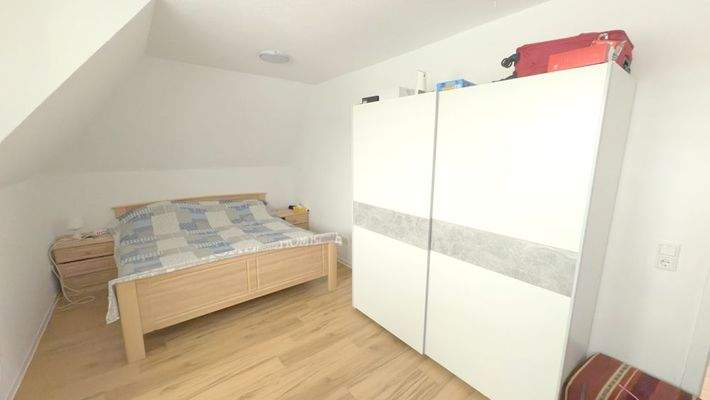 Schlafzimmer (OG)