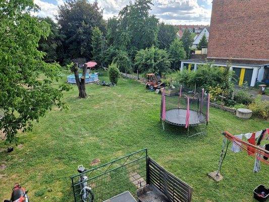 Blick vom Balkon (1.OG)