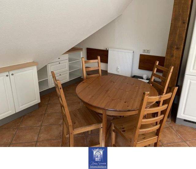Traumhafte Galeriewohnung mit großem Balkon und EBK in grüner ruhiger Lage! - Photo 2