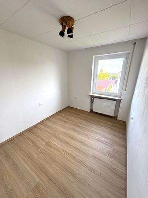 kleines Zimmer, Büro...