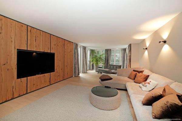 großzügiger Wohnbereich