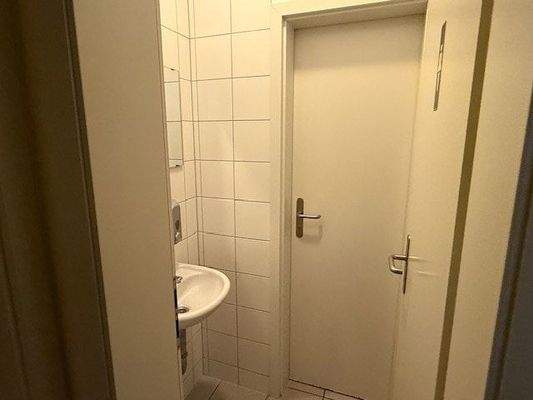 Vorraum WC-Anlage