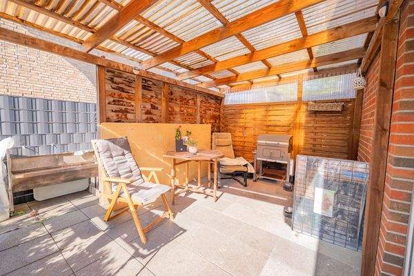 Reihenhaus Links - Terrasse 