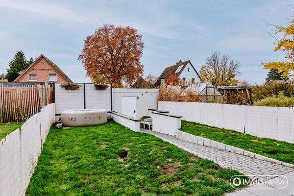 Garten (inkl. Zugang Garage)