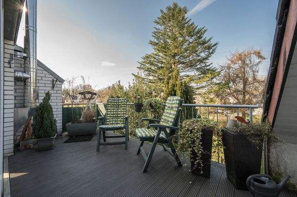 Balkon der Dachgeschosswohnung