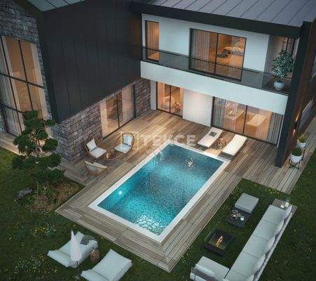 Villas with Private Pools in a Complex in Döşemealtı Antalya