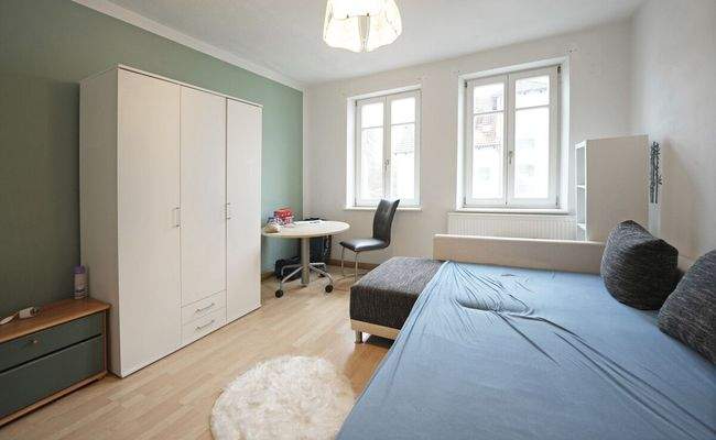 Wohnung 4: Schlafzimmer