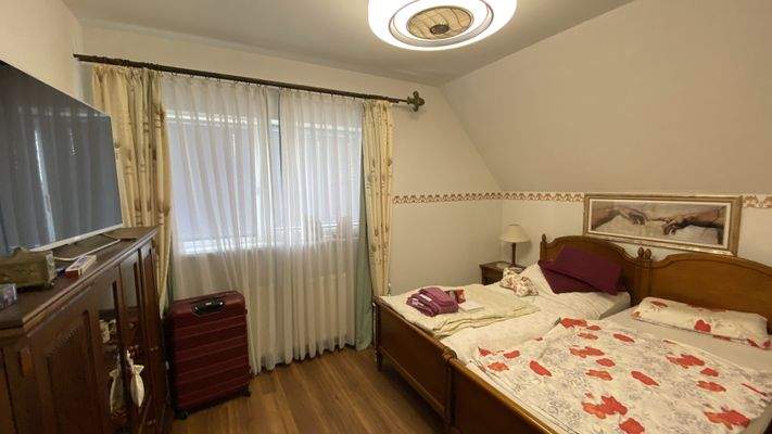 H li OG Schlafen 2.jpg