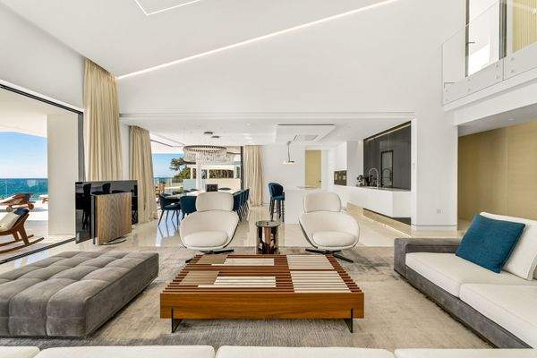 Photo: Penthouse in Estepona