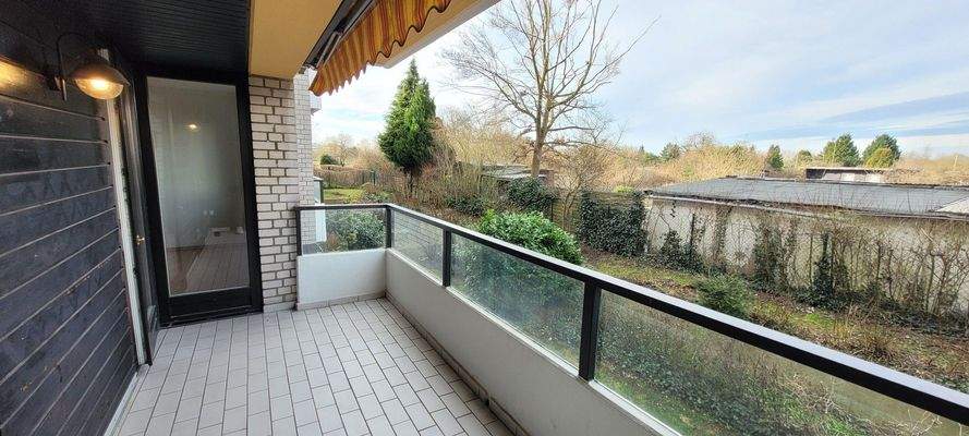 großzügiger Balkon - Südwest