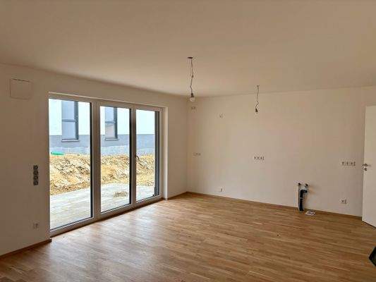 Wohnzimmeransicht zur Küche