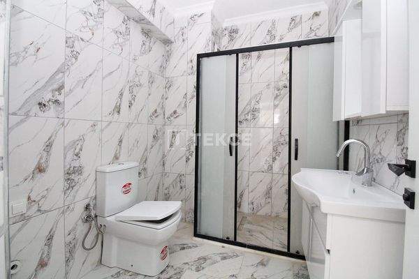 Spacious Apartments within Walking Distance of Beach in Yalova